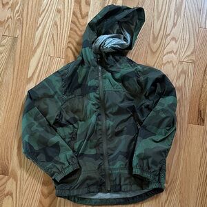 Gap Camouflage Hooded Jacket - Size S/6-7 years